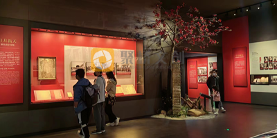 想在文旅景區(qū)打造一個(gè)紅色文化展館，應(yīng)該怎么做？