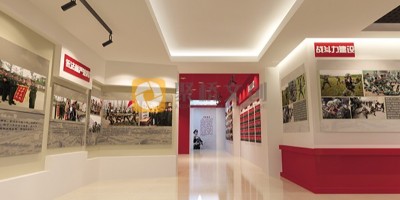 紅色主題文化展廳中，調(diào)動(dòng)觀眾情感的設(shè)計(jì)元素有哪些？